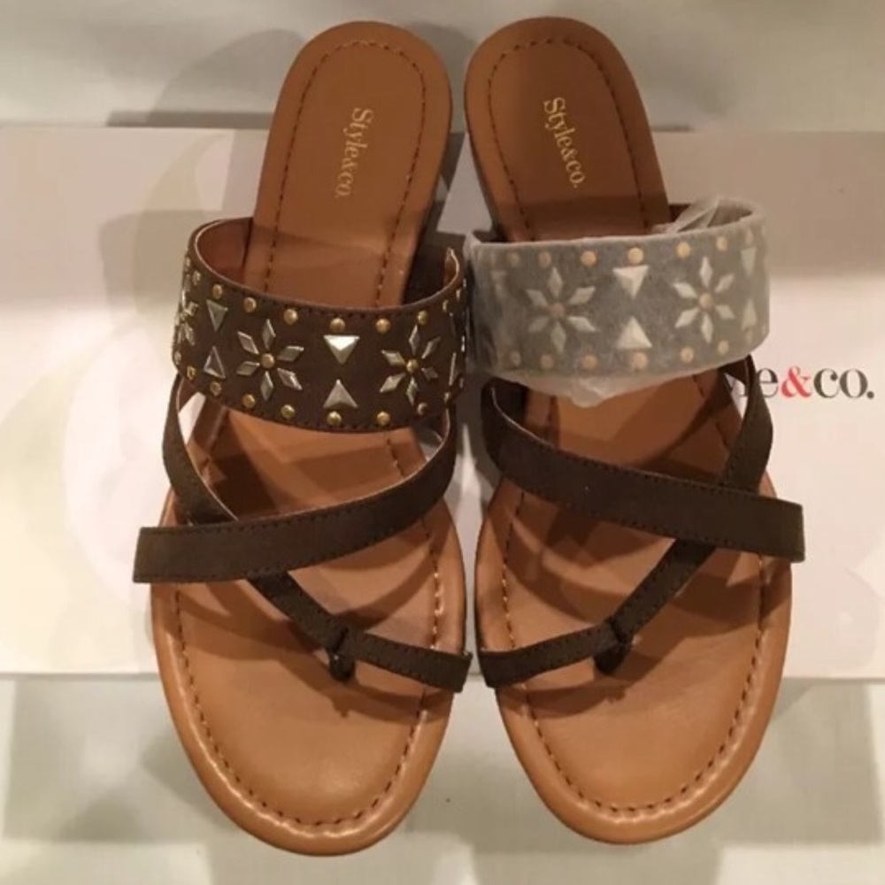 NEW STYLE & CO BEHATIGRN MILITARY GREEN S7M MACY'S